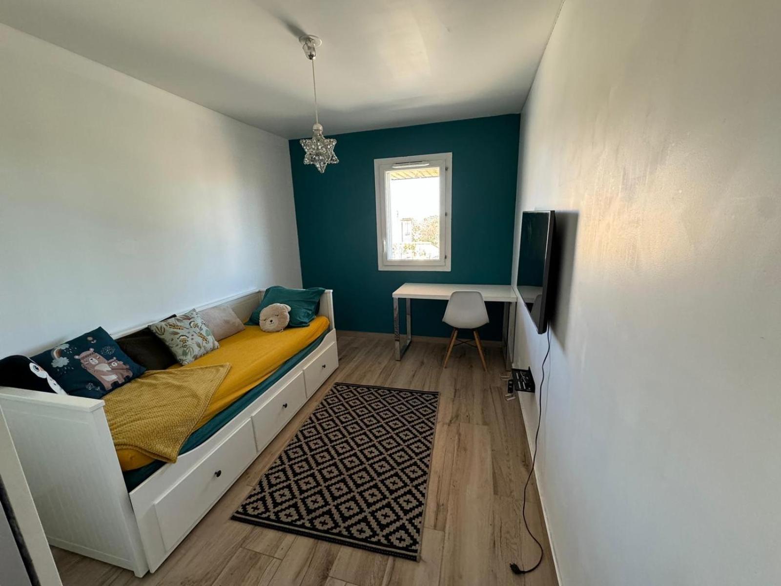 Morgiou Sormiou T4 Climatise Familial - 3 - Terrasse Bois - Jardin Privatif - Calanques A Pied - Plages & Velodrome A 10 Min - Ideal Familles & Randonneurs & Grimpeurs - Escalade A 5 Min - Sud Apartment Marseilles